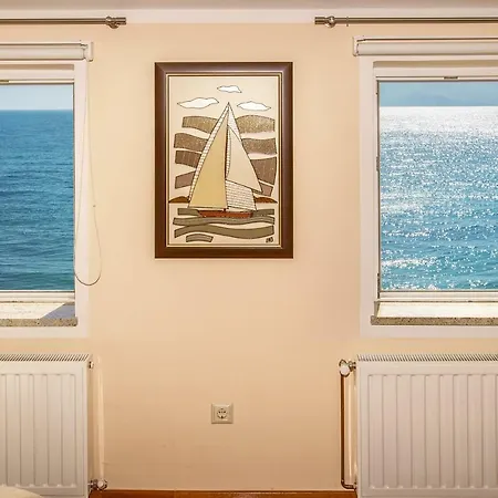 Bojan With Terrace And Sea View Apartment