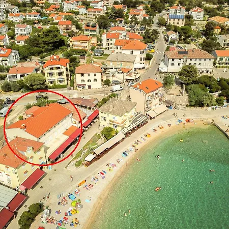 Apartament Bojan With Terrace And Sea View Baška